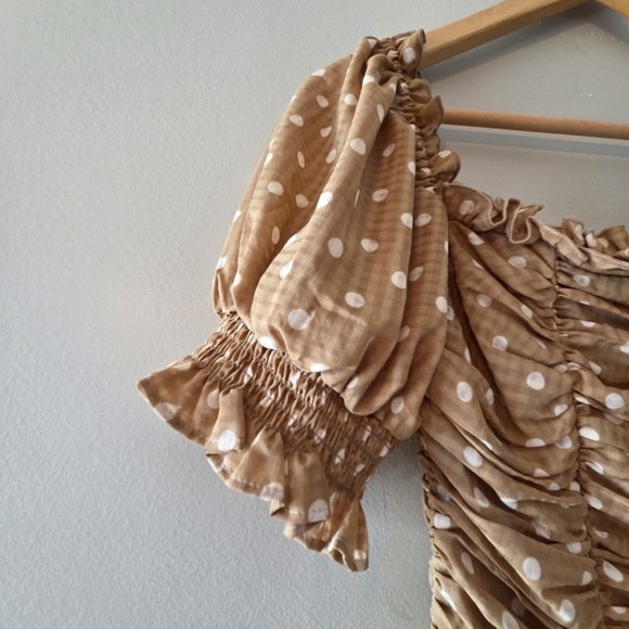 Finders Keepers Rosie Tan Polka Dot Ruched Fitted Feminine Mini Dress Size Small - Picture 12 of 16
